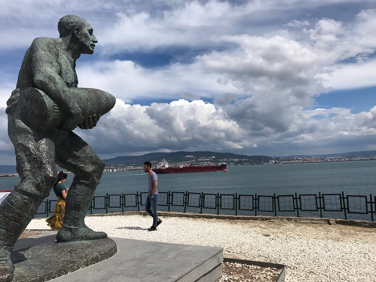 Памятник Сейиту Онбаши