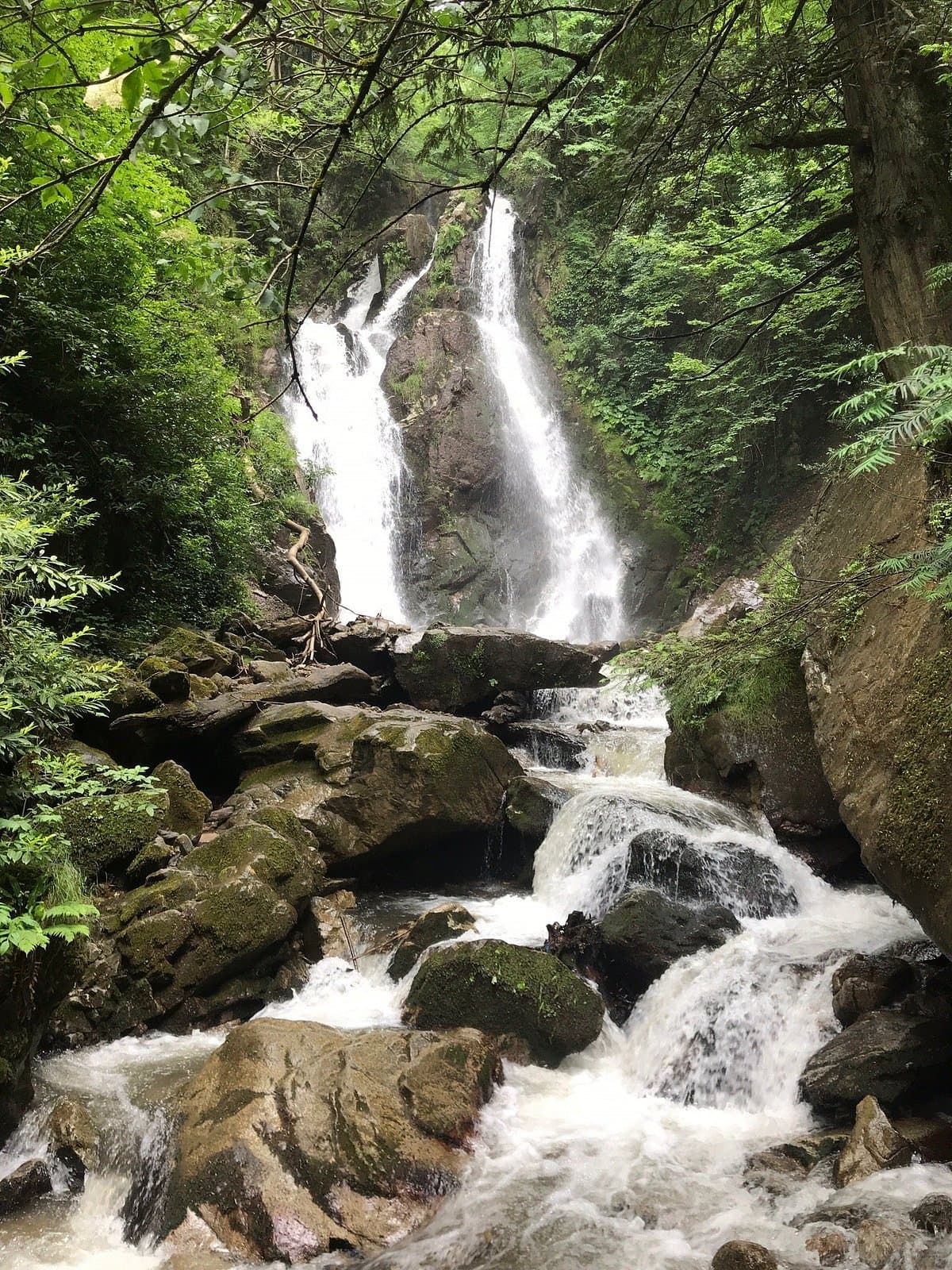 Водопад Ойлат