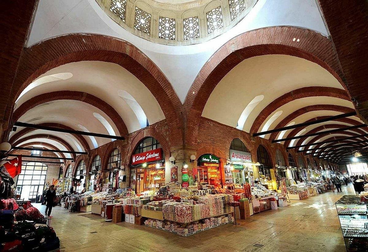 Базар Селимие Араста