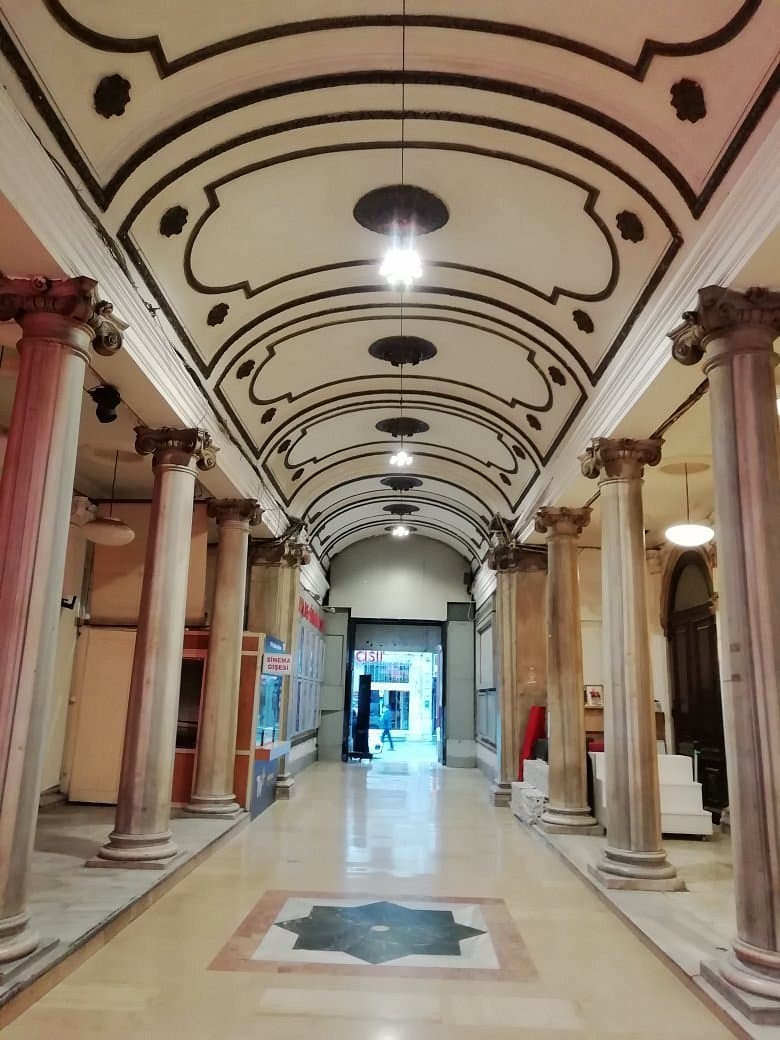 Пассаж Атлас