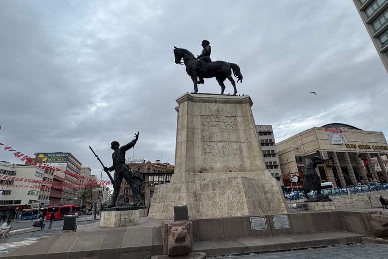Монумент Победы в Улусе