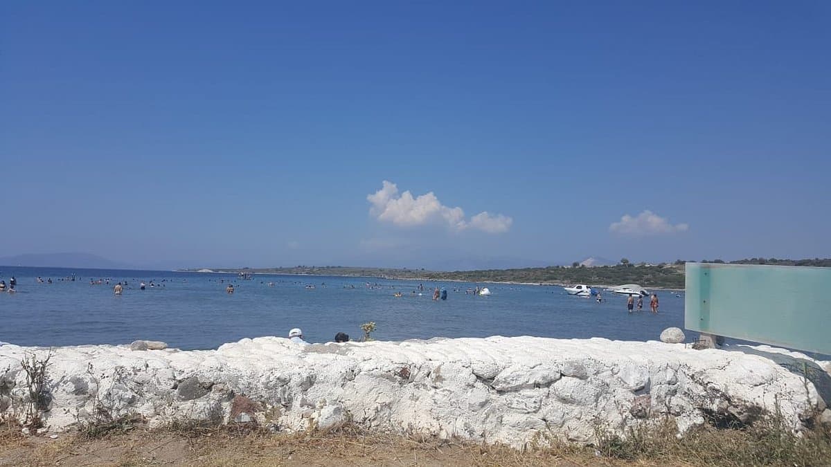 Gunizi Beach cover image