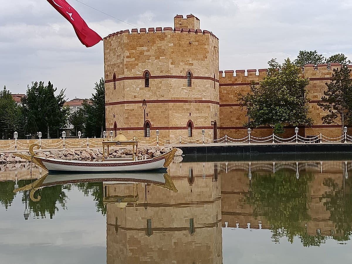 Парк Эдждад
