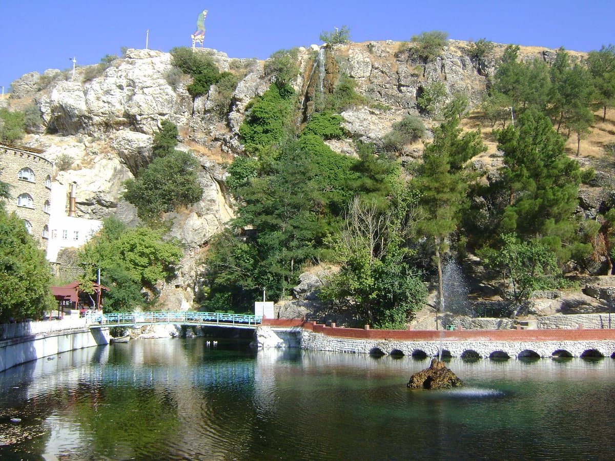 Водопад Суджикан