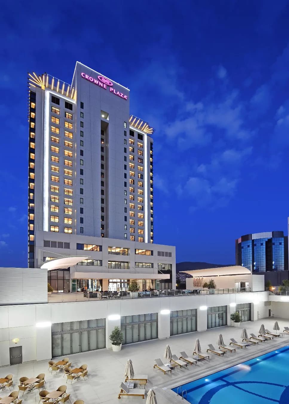 Crowne Plaza Bursa by IHG - 3